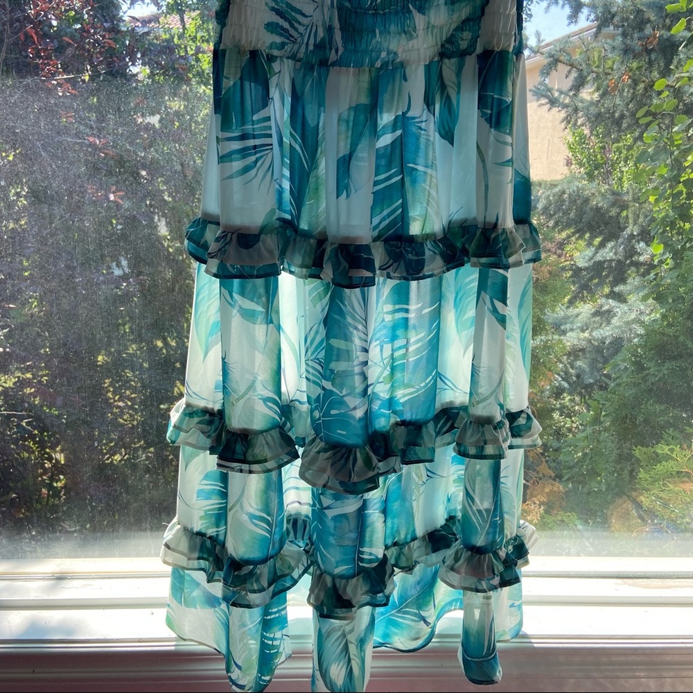 Two Piece Skirt Set with Ruffles Size Small - Picture 11 of 16